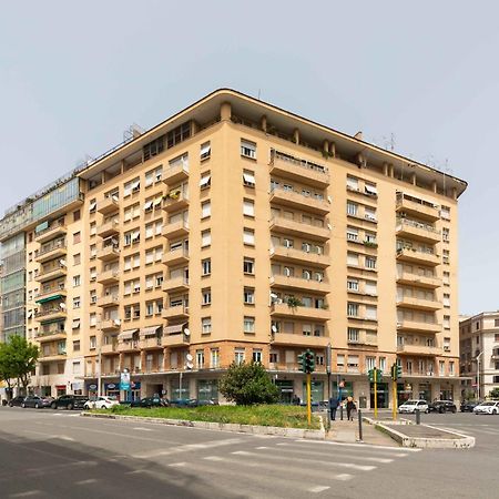 Отель Albadea Deluxe Рим Экстерьер фото