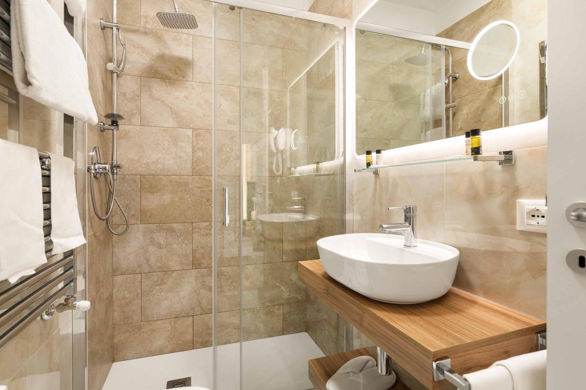 Отель Albadea Deluxe Рим Экстерьер фото